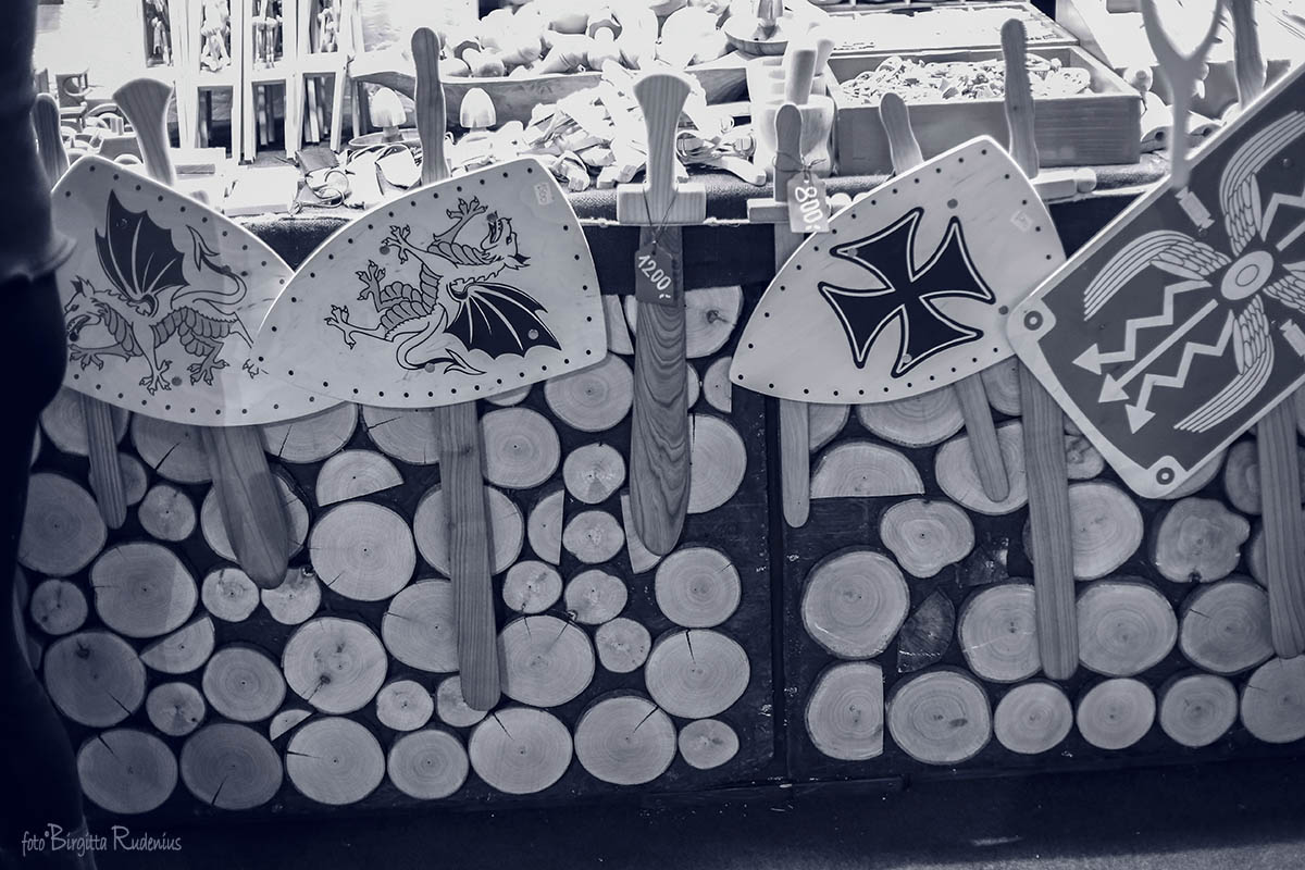 Blue X-mas Market Sword